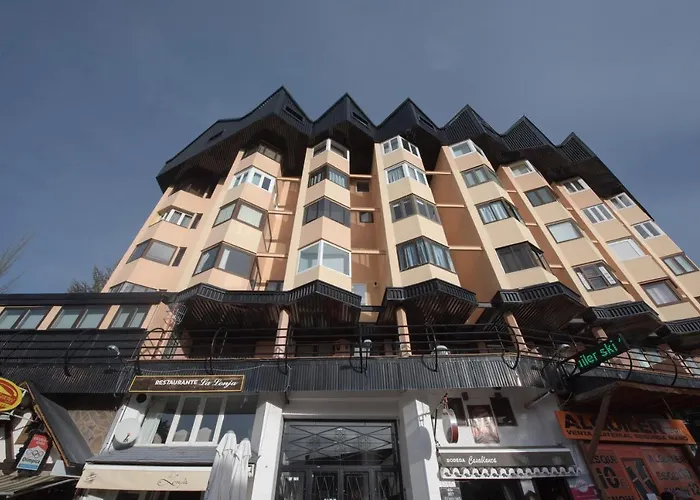 Apartamento Ameto En La Plaza Pradollanojunto Al Telecabina Borreguiles Sierra Nevada