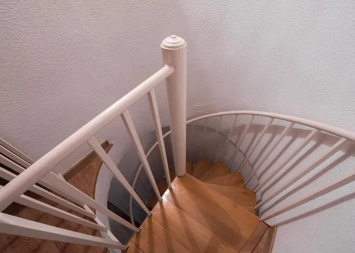 Ameto En La Plaza Pradollano