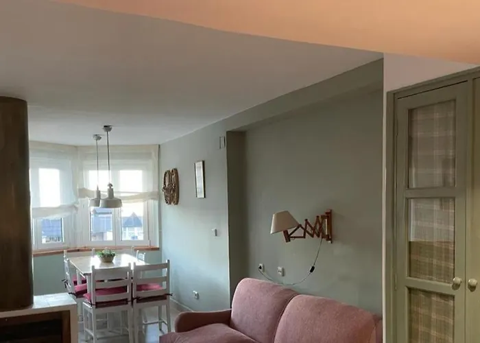 Ameto En La Plaza Pradollano