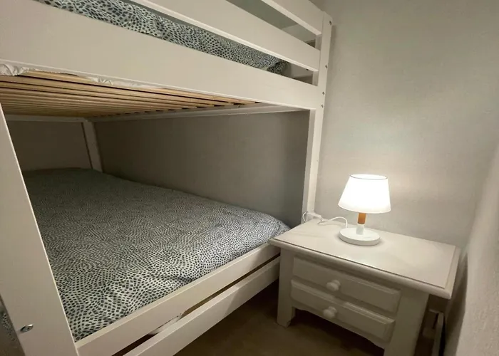 Ameto En La Plaza Pradollano